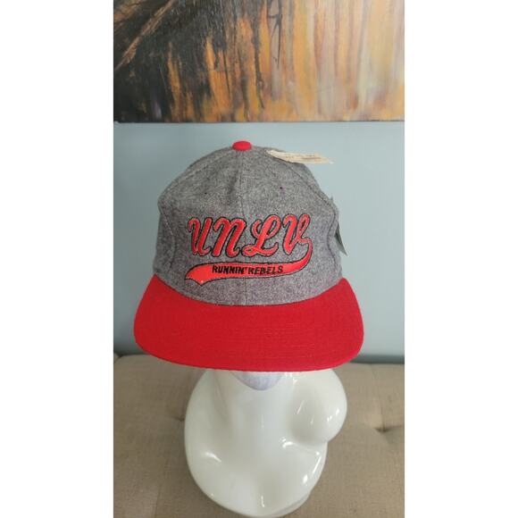 Vintage 90s Starter UNLV Runnin’ Rebels Wool Snapback Hat Gray Red NWT Made... - Picture 1 of 11